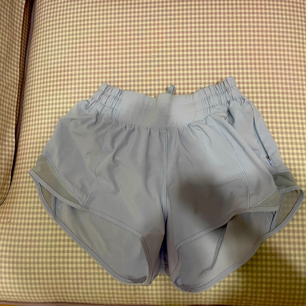 Lululemon hotty hot Pastel blue (purpleish) 2.5inseam low rise